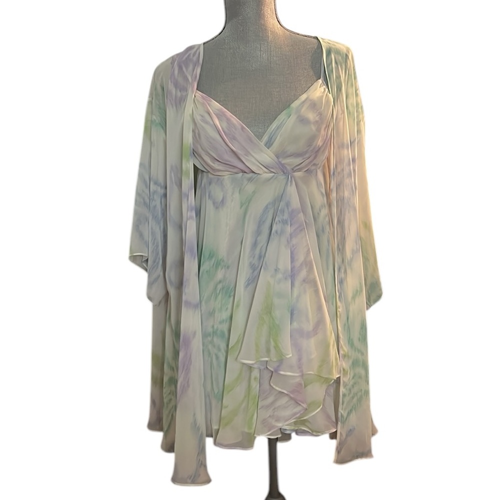Neiman Marcus Natori Robe & Slipdress Set
